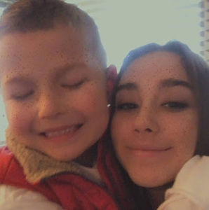 Meet your Posher, Mia